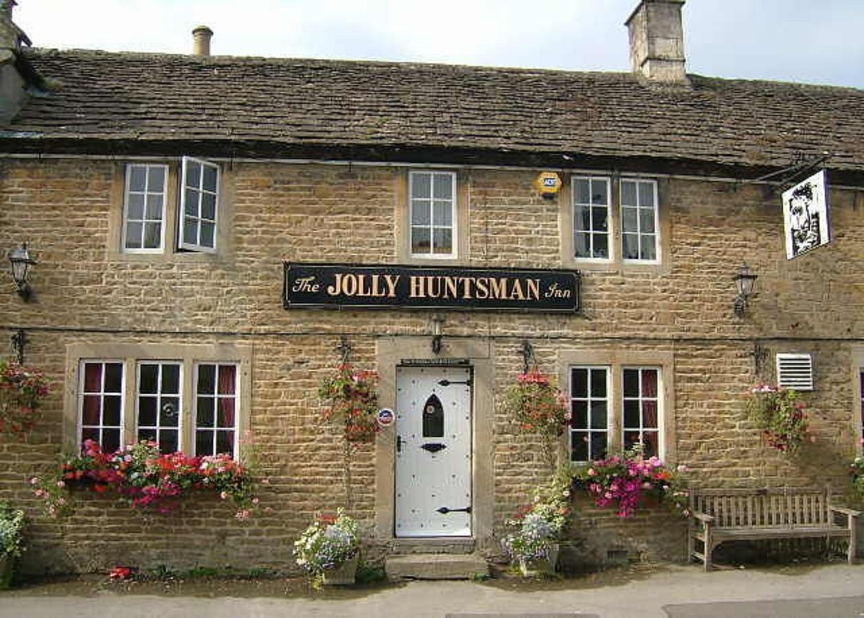 The Jolly Huntsman Hotel ชิปเพแนม ภายนอก รูปภาพ